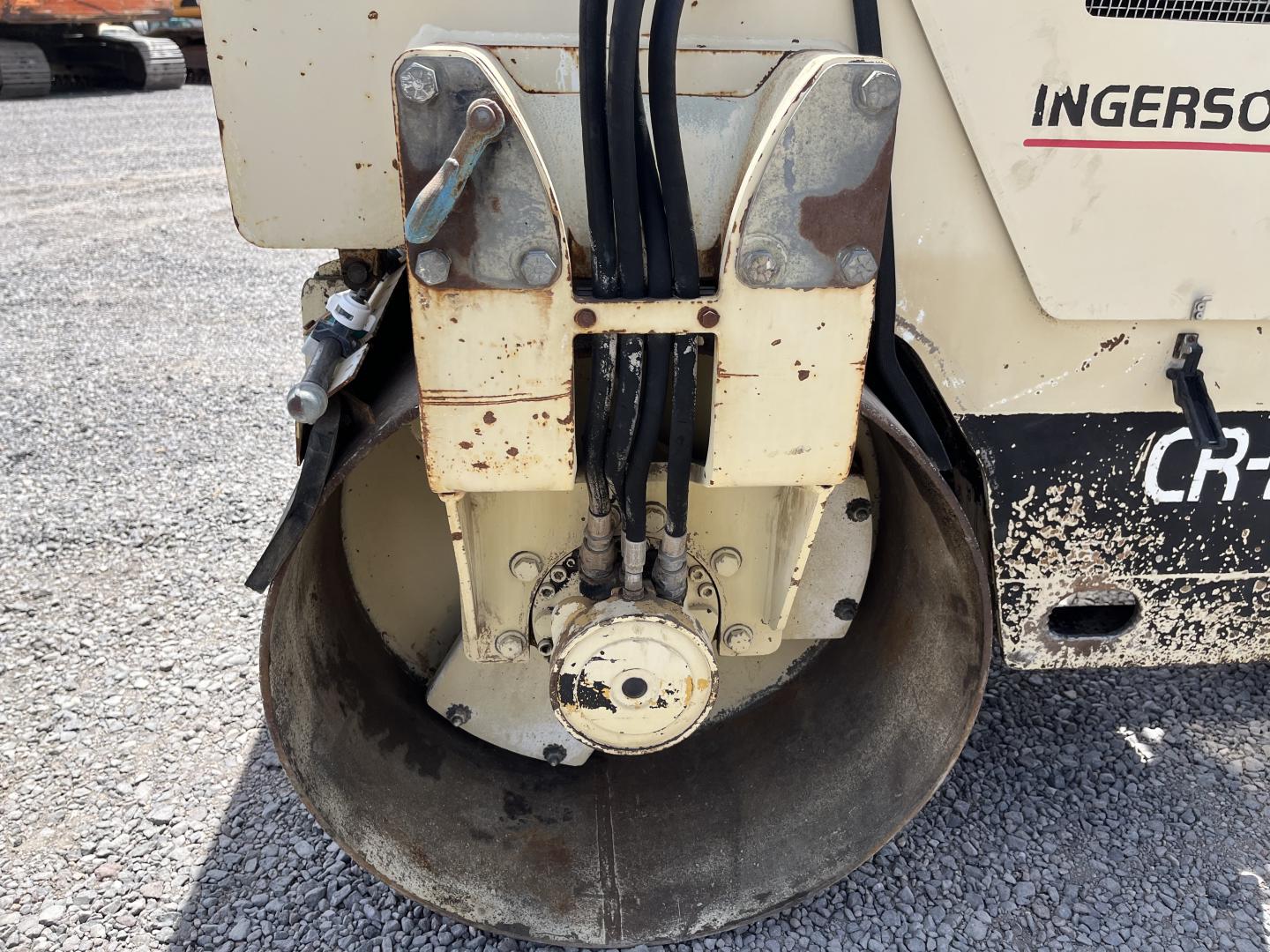 ./imagenes/INVOICE/2019/18116/COMPACTADOR INGERSOLL RAND CR-24 (16).JPG